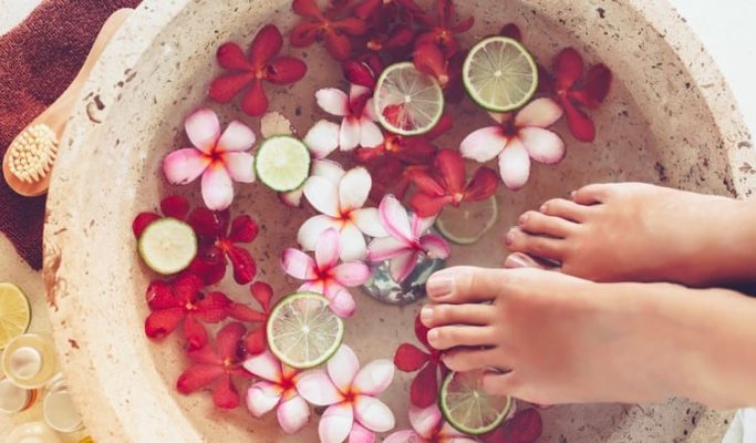 co-nen-ngam-chan-hang-ngay-5